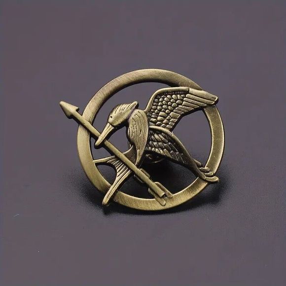 The Hunger Games Mockingjay Symbol Emblem Lapel Pin Brooch Charm Costume Jewelry - Picture 6 of 6
